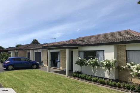 Photo of property in 2/15 Miro Road, Mangere Bridge, Auckland, 2022