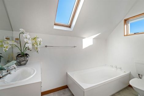 Photo of property in 11b Nutfield Lane, Cashmere, Christchurch, 8022