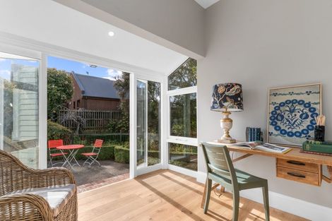 Photo of property in 43 Tomes Road, St Albans, Christchurch, 8052