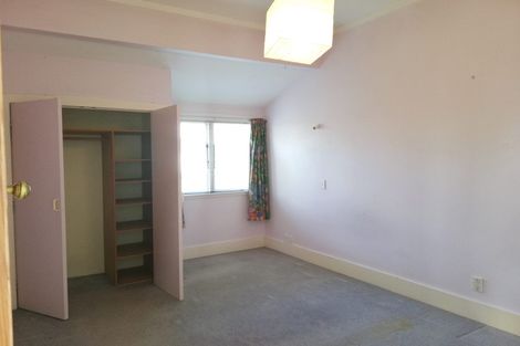 Photo of property in 3 Wattle Street, New Lynn, Auckland, 0600