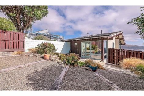 Photo of property in 76 Cannon Hill Crescent, Mount Pleasant, Christchurch, 8081