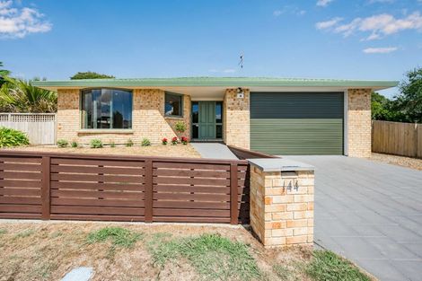 Photo of property in 144 Langdale Avenue, Paraparaumu, 5032