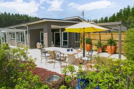 Photo of property in 12 Quail Way, Waitarere, Levin, 5510