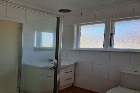 Photo of property in 16 Curletts Road, Sockburn, Christchurch, 8042