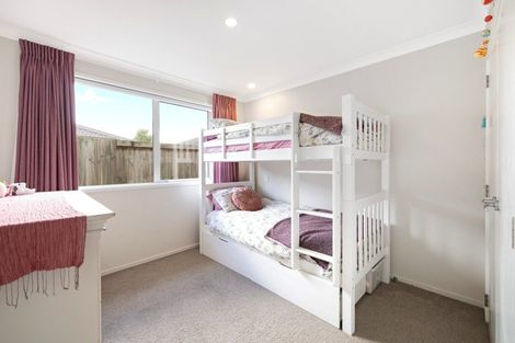 Photo of property in 2 Raiha Street, Papamoa Beach, Papamoa, 3118