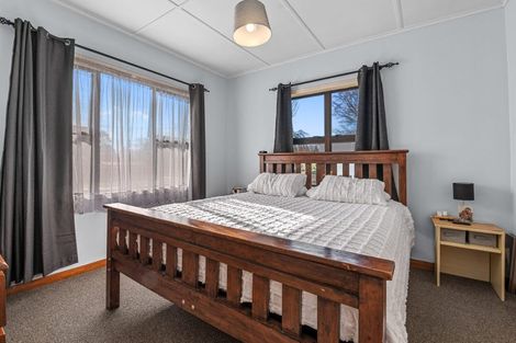 Photo of property in 18 Corlett Street, Utuhina, Rotorua, 3015