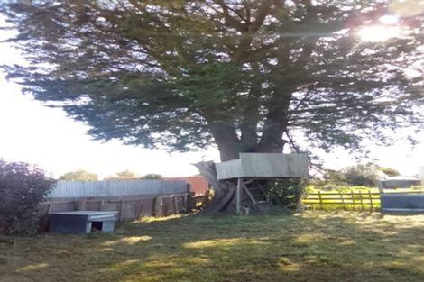 Photo of property in 13 Bell Street, Aratapu, Dargaville, 0371