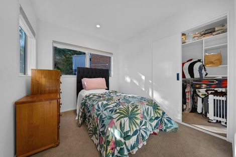 Photo of property in 14 Hurstbourn Priors, Goodwood Heights, Auckland, 2105