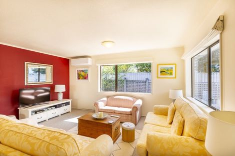 Photo of property in 1/56 Seaview Road, Paraparaumu Beach, Paraparaumu, 5032