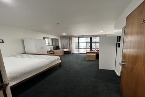 Photo of property in Atrium Apartments, 2h/154 The Terrace, Wellington Central, Wellington, 6011