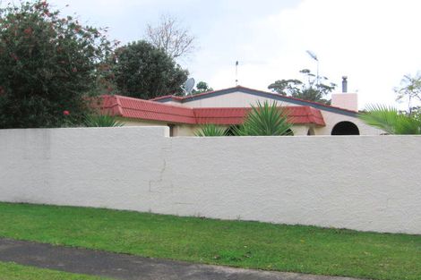 Photo of property in 35 Amante Crescent, Mairangi Bay, Auckland, 0630