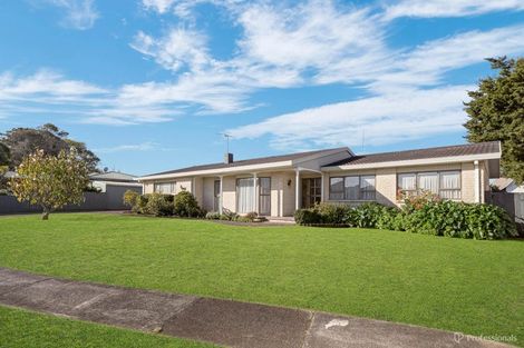 Photo of property in 6 Mahon Place, Papatoetoe, Auckland, 2025