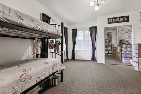 Photo of property in 104 Duchess Crescent, Mayfair, Hastings, 4122