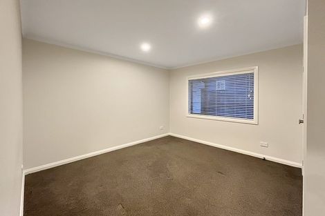 Photo of property in 7 Monaco Grove, Fitzherbert, Palmerston North, 4410