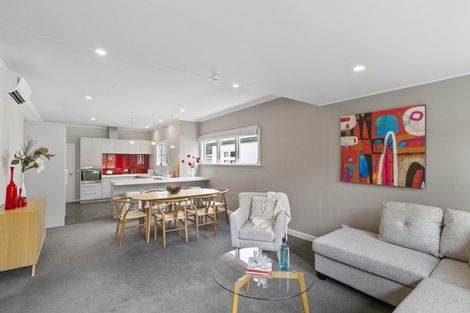 Photo of property in 15 Hathaway Avenue, Karori, Wellington, 6012