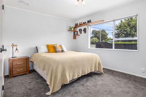 Photo of property in 11 Michael Road, Paraparaumu Beach, Paraparaumu, 5032