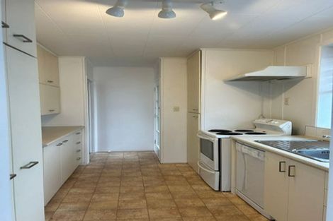 Photo of property in 20 Edgar Pearce Place, Howick, Auckland, 2014