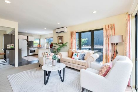 Photo of property in 1/4 Buncrana Place, Pinehill, Auckland, 0632