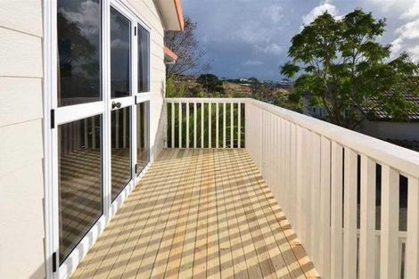 Photo of property in 64 Barbados Drive, Unsworth Heights, Auckland, 0632