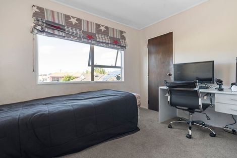 Photo of property in 4/87 Victoria Road, Papatoetoe, Auckland, 2025