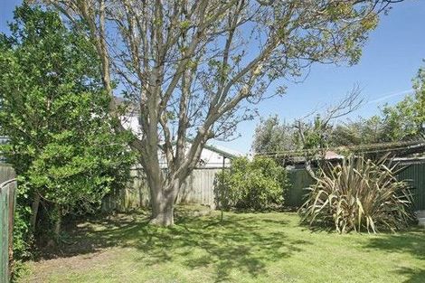 Photo of property in 6 Picton Avenue, Newtown, Wellington, 6021