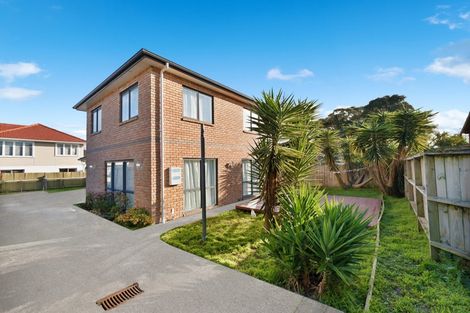 Photo of property in 14a Strid Road, Te Atatu South, Auckland, 0610