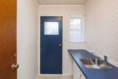 Photo of property in 2 Rangitane Street, Palmerston North, 4414