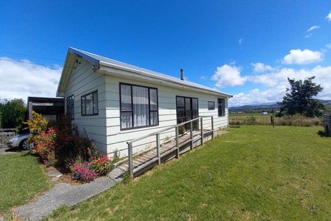 Photo of property in 1 Main Road, Tuatapere, 9620
