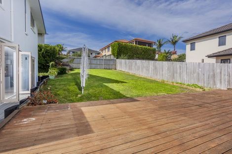 Photo of property in 8 Hornbill Drive, Fairview Heights, Auckland, 0632