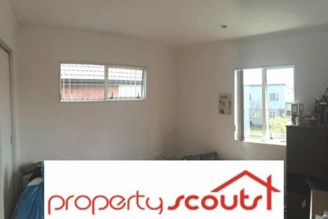 Photo of property in 5 Charta Place, Sunnyvale, Auckland, 0612