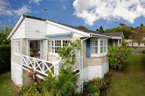 Photo of property in 71 Glencoe Road, Browns Bay, Auckland, 0630