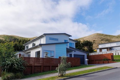 Photo of property in 11 Crompton Avenue, Churton Park, Wellington, 6037