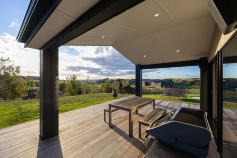 Photo of property in 3 Castlebridge Lane, Aokautere, Palmerston North, 4471