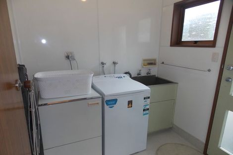 Photo of property in 4 Paradise Place, Milson, Palmerston North, 4414