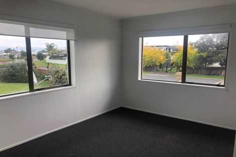 Photo of property in 1 Calypso Drive, Papamoa Beach, Papamoa, 3118