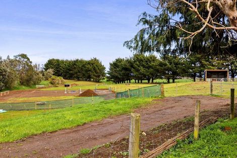 Photo of property in 2745 Opunake Road, Te Kiri, Opunake, 4682