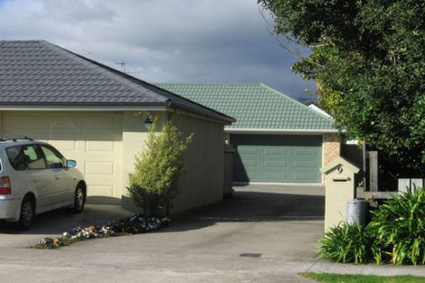 Photo of property in 9 Greenaway Road, Waikanae, 5036