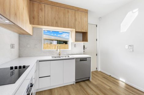 Photo of property in 2a Feasegate Street, Manurewa, Auckland, 2102