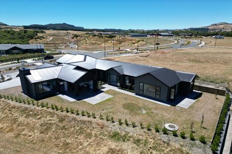 Photo of property in 47 Seven Oaks Drive, Kinloch, Taupo, 3377