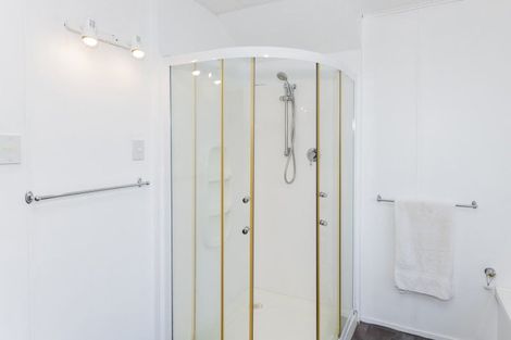 Photo of property in 16 Rawiri Street, Kaiti, Gisborne, 4010