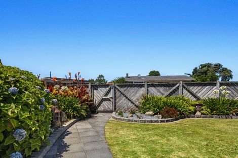 Photo of property in 25 Puriri Crescent, Edgecumbe, 3120