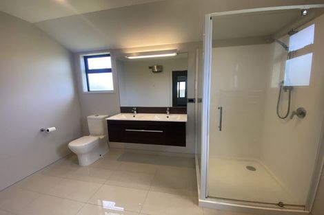 Photo of property in 51 Alberta Road, Glen Avon, New Plymouth, 4312