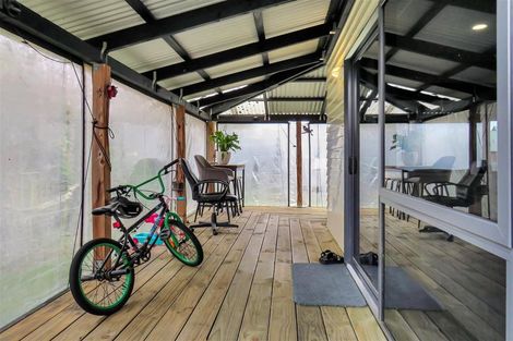 Photo of property in 9a Holden Avenue, Holdens Bay, Rotorua, 3010