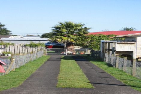 Photo of property in 6 Brightwell Street, Papakura, 2110
