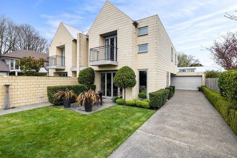 Photo of property in 54 Glandovey Road, Fendalton, Christchurch, 8052