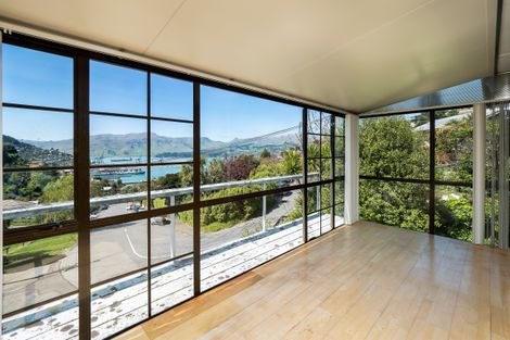 Photo of property in 27 Walkers Road, Lyttelton, 8082