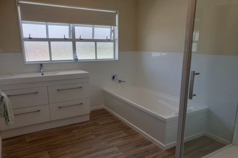 Photo of property in 412 Great North Road, Winton, 9720