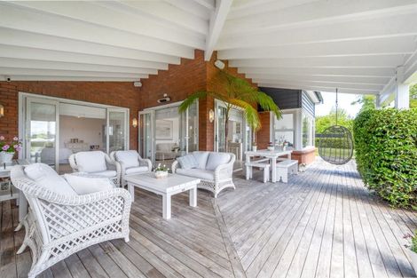 Photo of property in 287 Clifton Road, Whitford, Howick, 2571