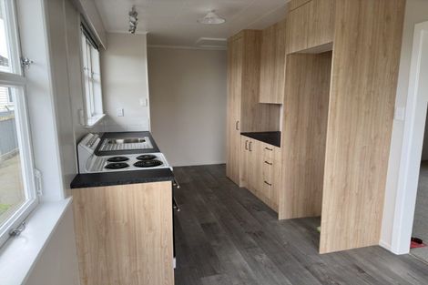 Photo of property in 11a Buchanan Place, Hawera, 4610