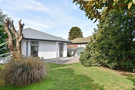 Photo of property in 1 Rue De La Mare, Parklands, Christchurch, 8083
